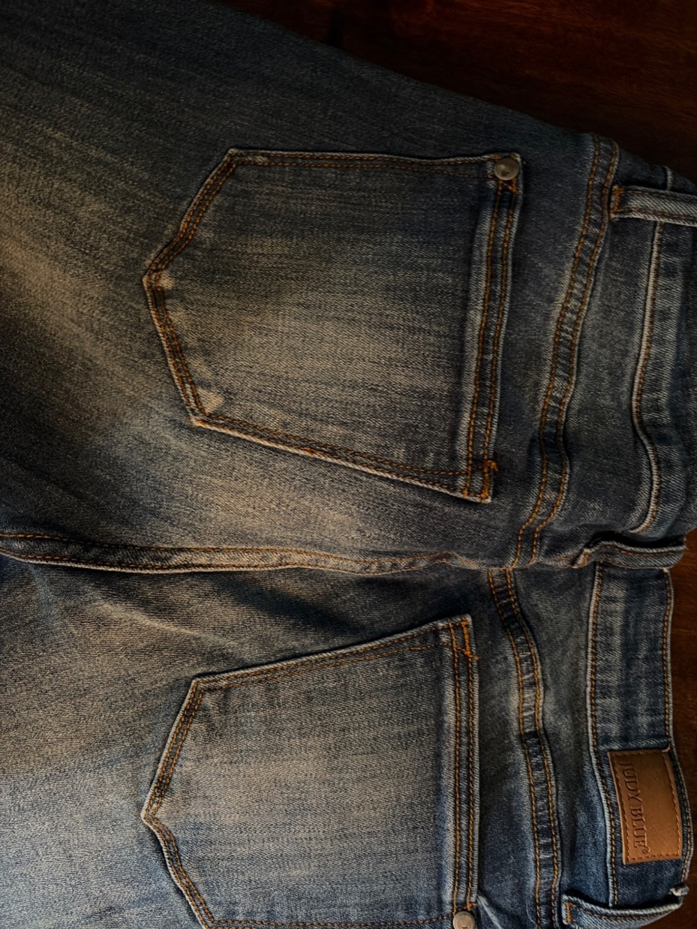 Jeans - Picture 8 of 9